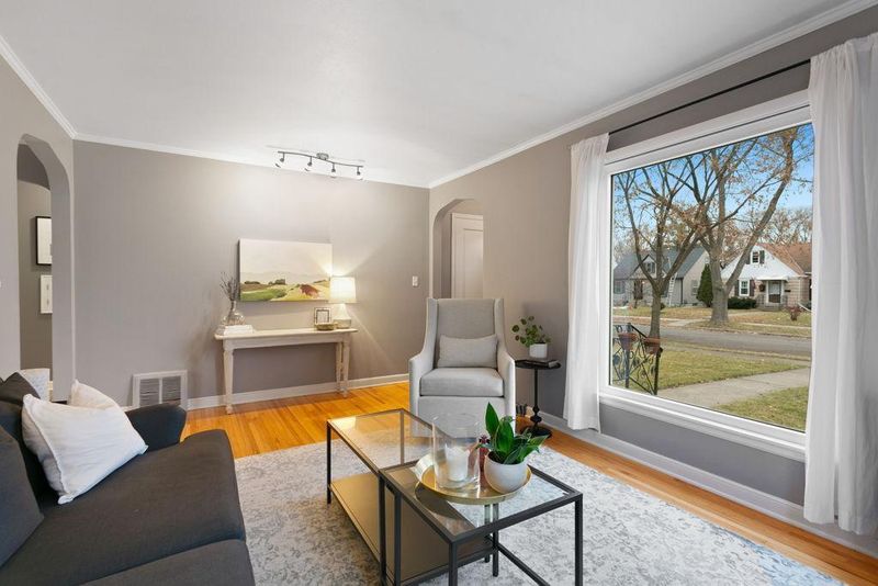 2852 Jersey Ave S, Saint Louis Park, MN 55426