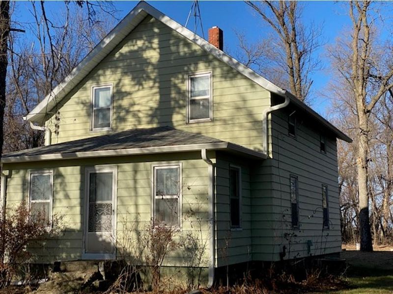20777 290th St, Elbow Lake, MN 56531