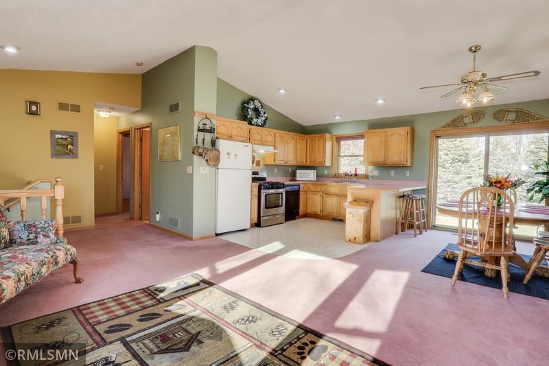1909 Rehbein St, Hugo, MN 55038
