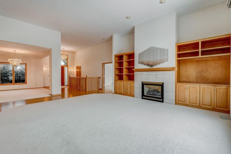 16230 49th Pl N, Plymouth, MN 55446