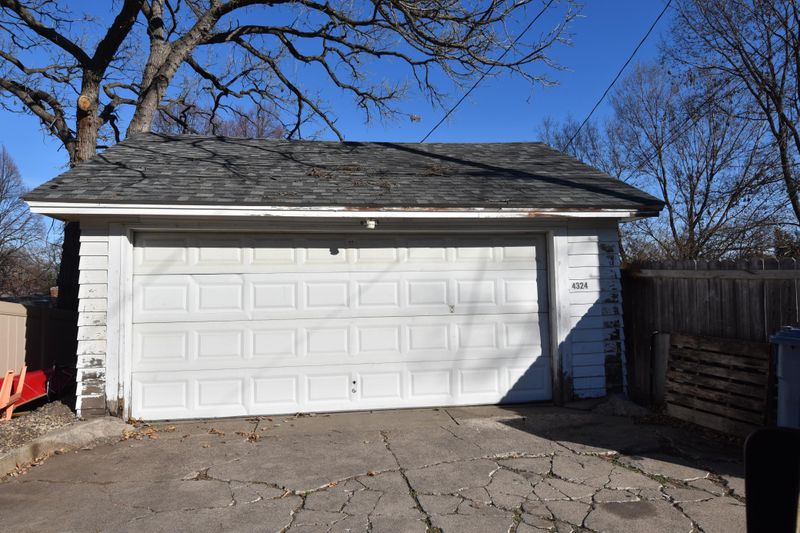 4324 Ewing Ave S, Minneapolis, MN 55410