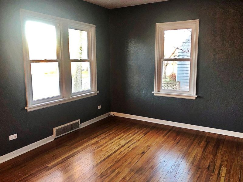 608 E 3rd St, Redwood Falls, MN 56283