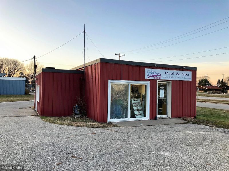 104 Red Wing Ave S, Red Wing, MN 55066