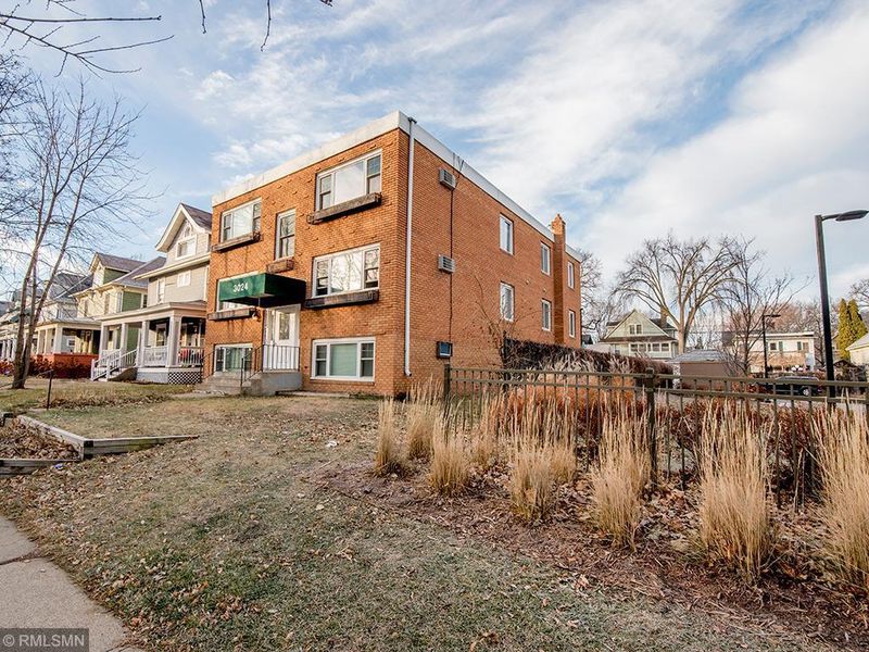 3024 Humboldt Ave S #2, Minneapolis, MN 55408