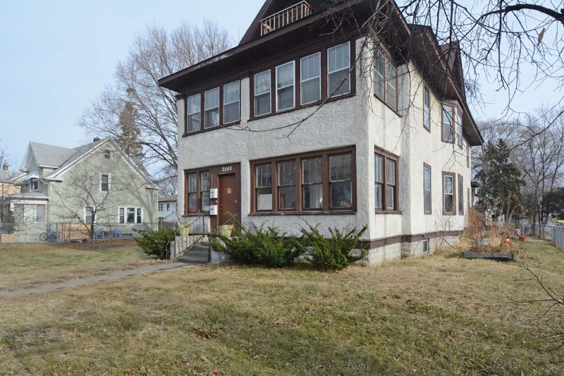2545 Cedar Ave S, Minneapolis, MN 55404