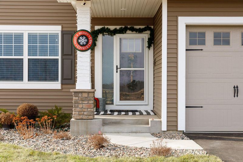 6010 Idsen Ave S, Cottage Grove, MN 55016
