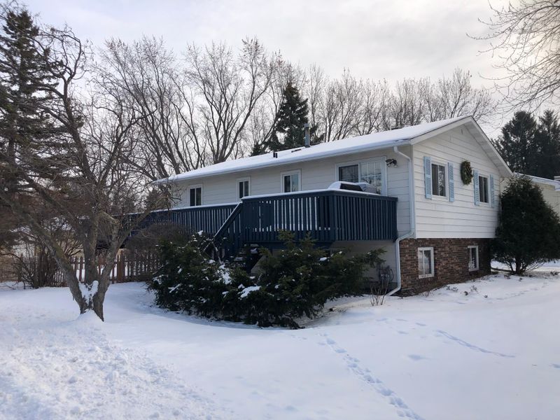 799 3rd Ave NW, New Brighton, MN 55112