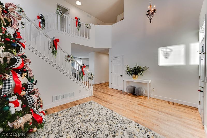 14149 Atwood Ct, Rosemount, MN 55068