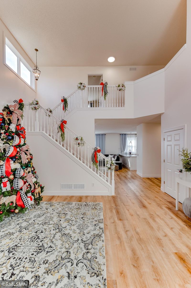 14149 Atwood Ct, Rosemount, MN 55068