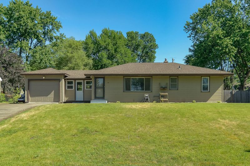 151 Mount Vernon Ave, Maplewood, MN 55117