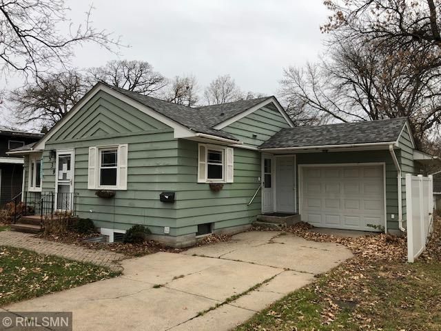 539 Madson Ave SW, Hutchinson, MN 55350