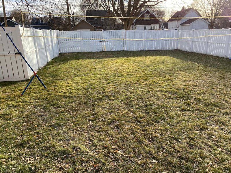 737 Belgrade Ave, North Mankato, MN 56003