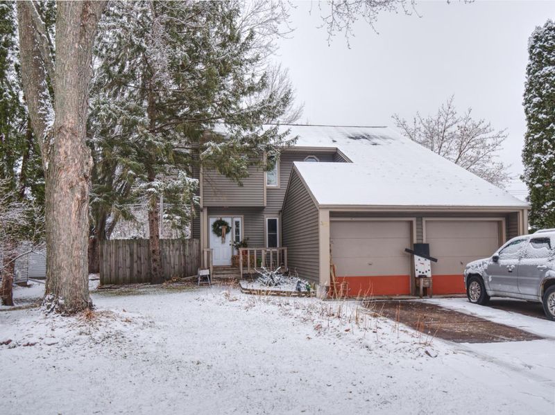 308 19th Ave W, Menomonie, WI 54751