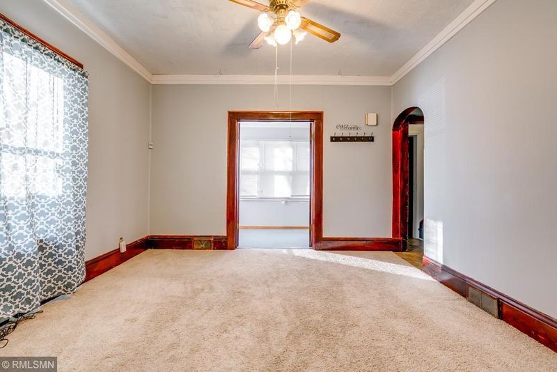 3622 Bryant Ave N, Minneapolis, MN 55412