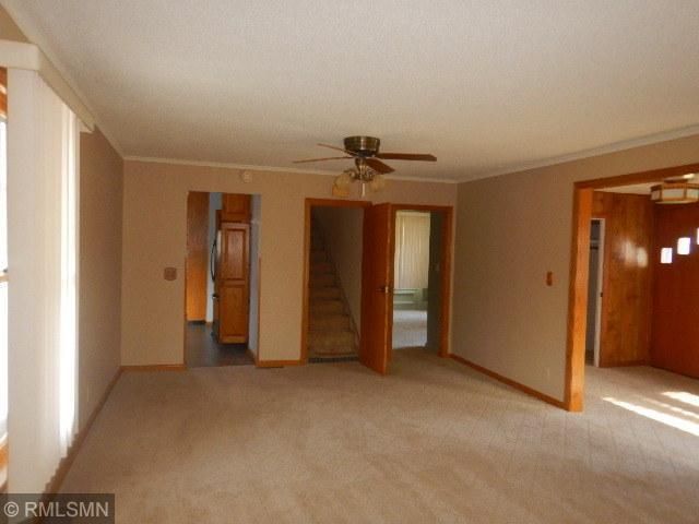 1012 9th Ave SW, Faribault, MN 55021