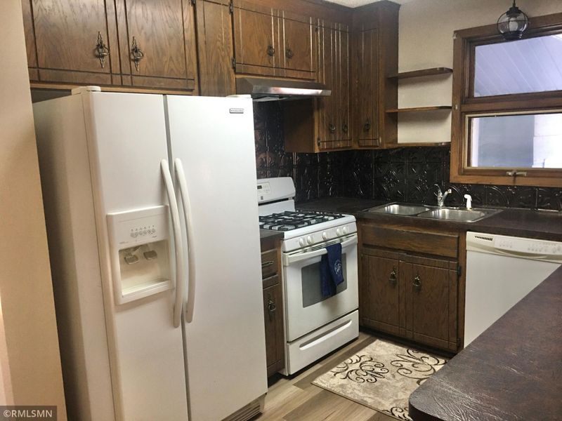 2816 Bronson Dr, Mounds View, MN 55112
