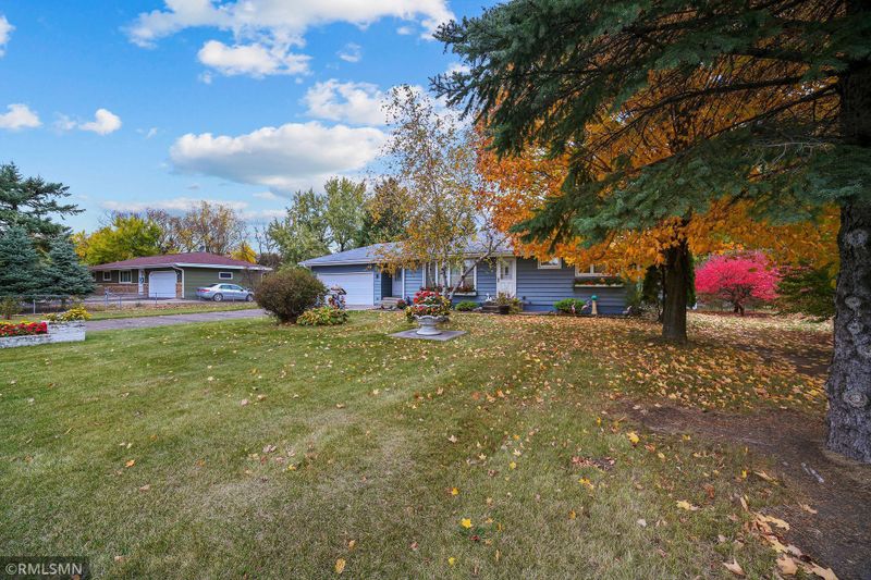 12220 Highway 55, Plymouth, MN 55441