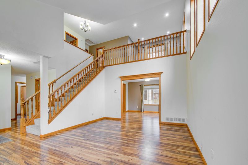 624 Oakwood Dr, Saint Cloud, MN 56304