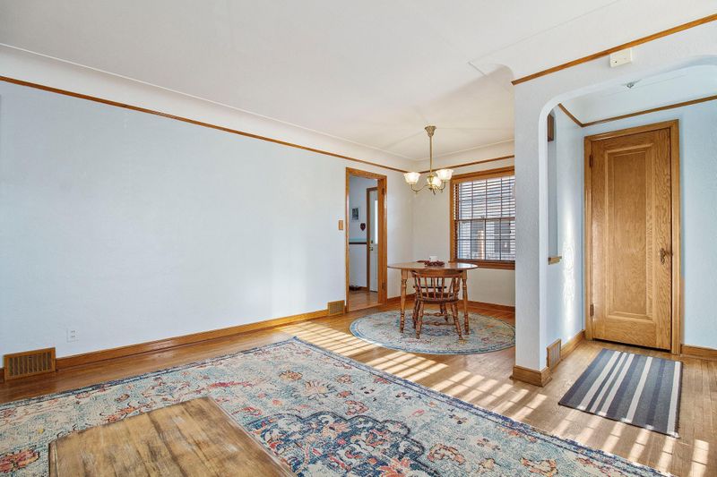 779 Sherwood Ave, Saint Paul, MN 55106