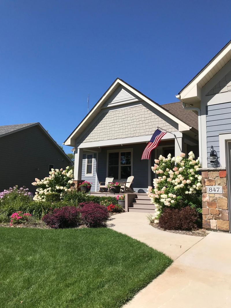 847 Fox Rd, Lino Lakes, MN 55014
