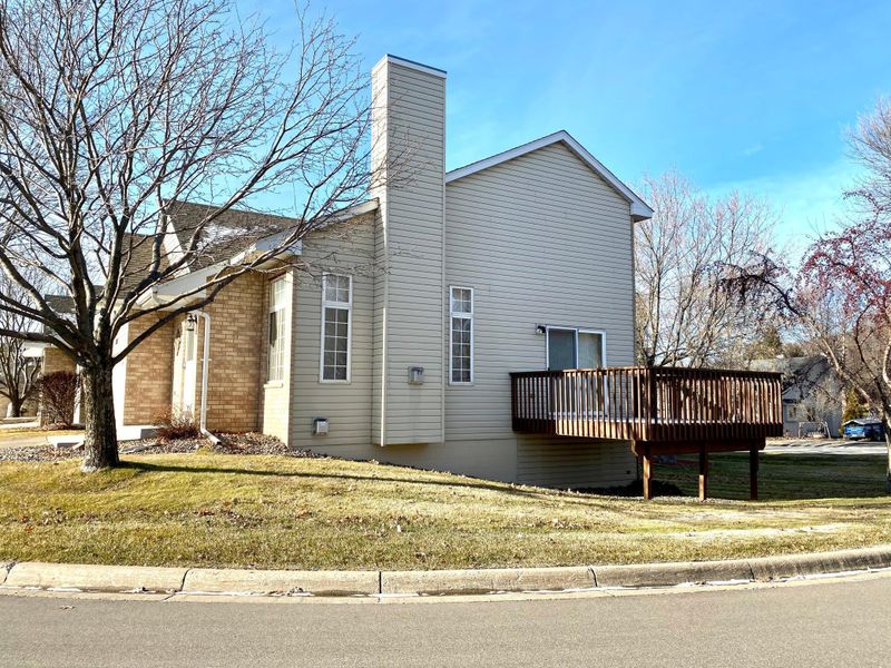 13015 Garrett Ln, Apple Valley, MN 55124
