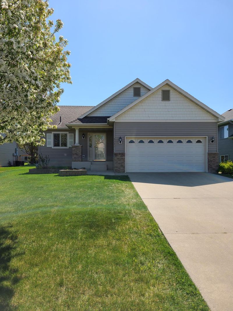 1616 Nuthatch Ave, Sartell, MN 56377