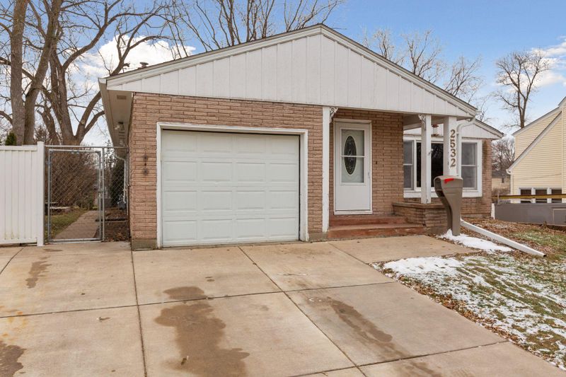 2532 16th Ave E, North Saint Paul, MN 55109