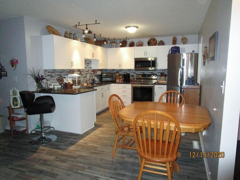 3207 Northern Valley Dr NE, Rochester, MN 55906