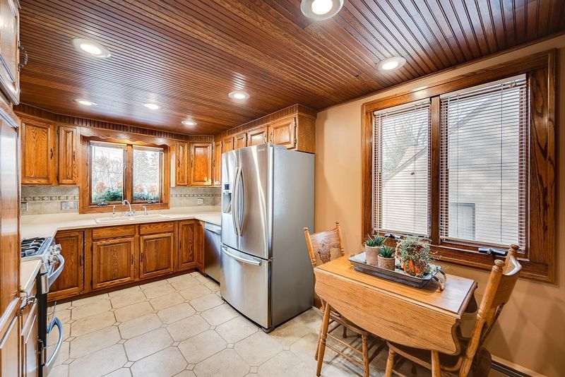 1224 Bidwell St, West Saint Paul, MN 55118