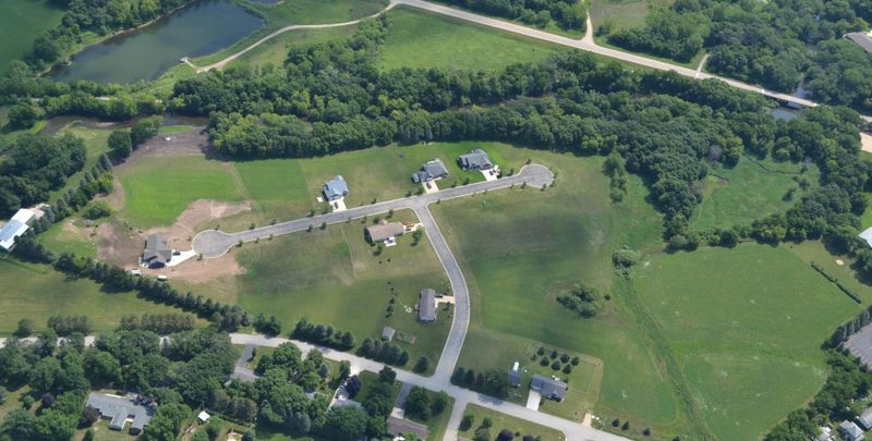 123 Miller Ct, Le Roy, MN 55951