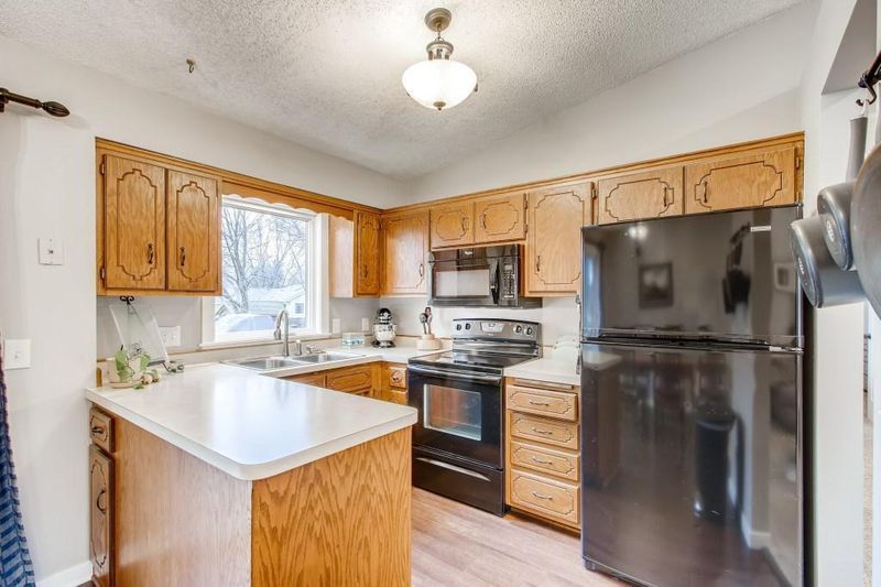 11215 Quebec Ln N, Champlin, MN 55316