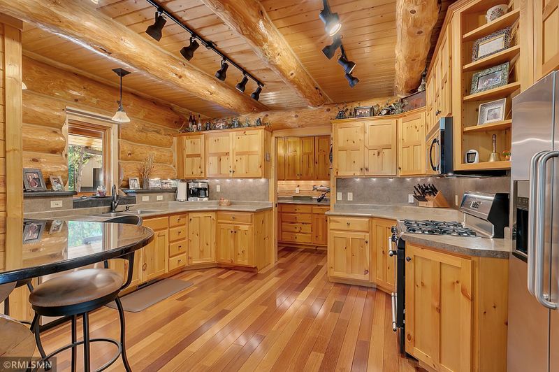 19275 Eaglewood Rd, Clearwater, MN 55320