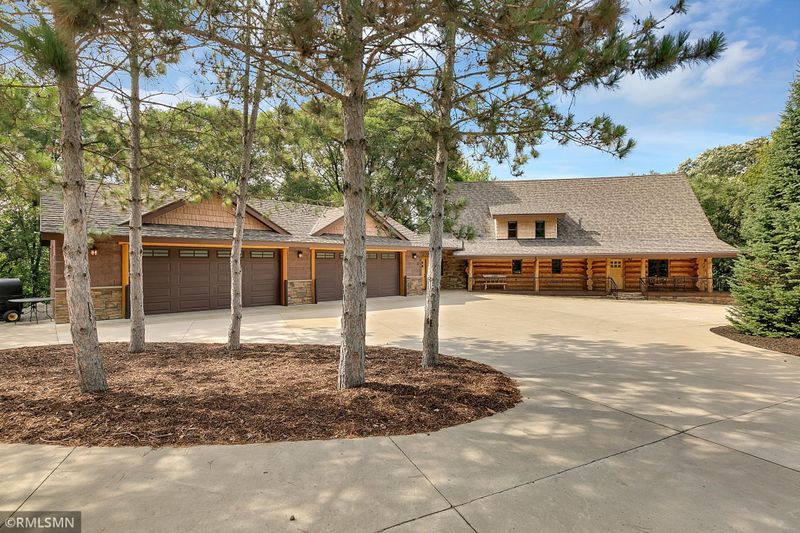 19275 Eaglewood Rd, Clearwater, MN 55320