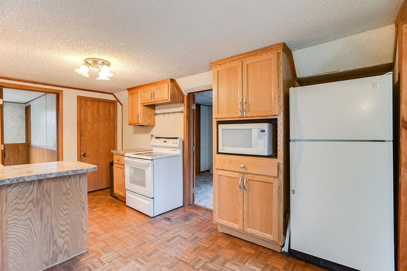 1794 313th Ave NW, Cambridge, MN 55008