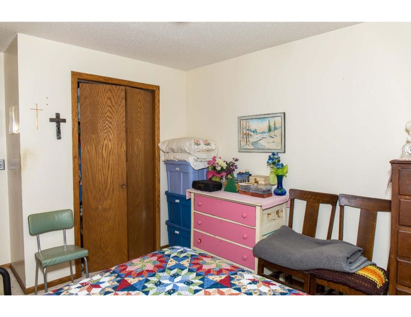 609 S 7th St, Brainerd, MN 56401