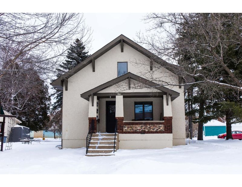 609 S 7th St, Brainerd, MN 56401