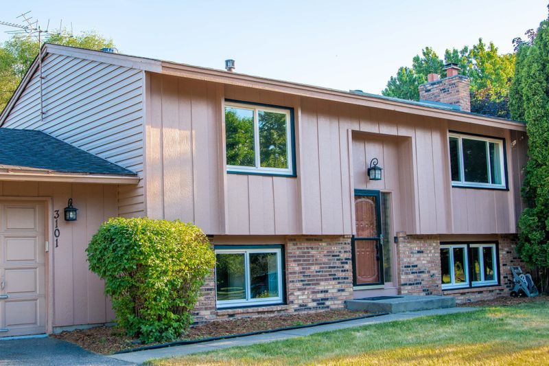3101 75th Ave N, Brooklyn Park, MN 55443