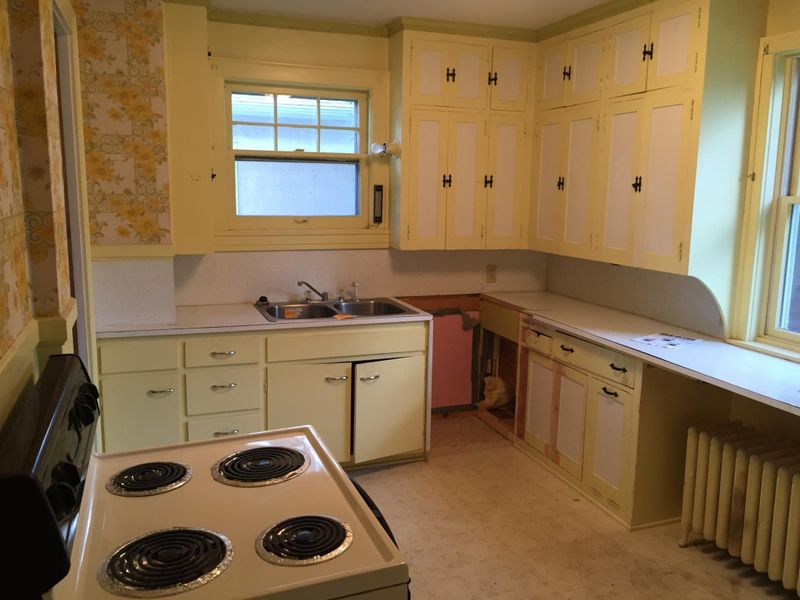 808 Grant Ave, Eveleth, MN 55734