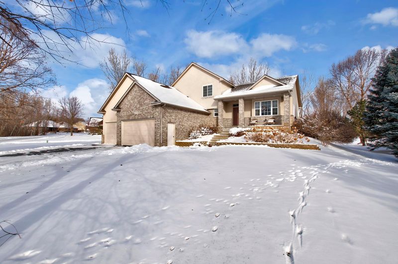 16392 Gunflint Trl, Lakeville, MN 55044