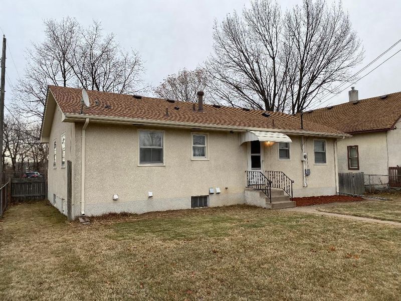 4559 Knox Ave N, Minneapolis, MN 55412