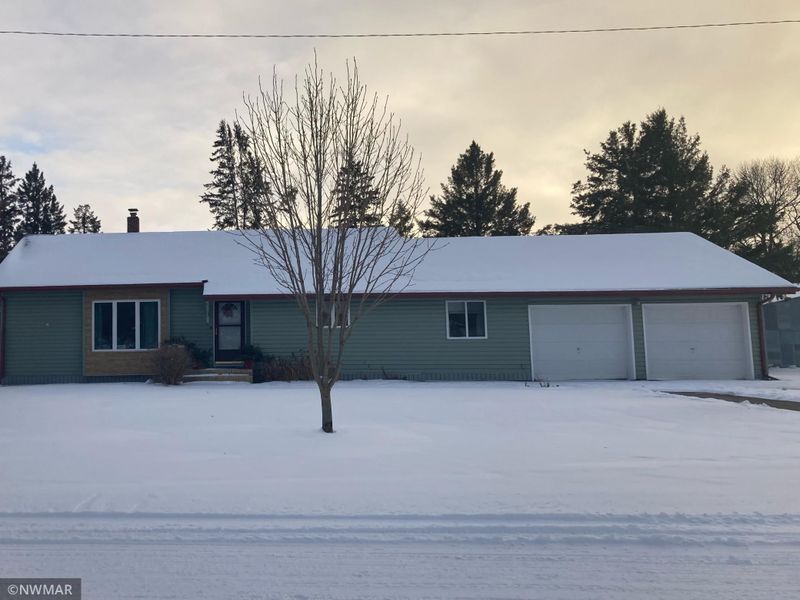 235 2nd St NE, Mcintosh, MN 56556