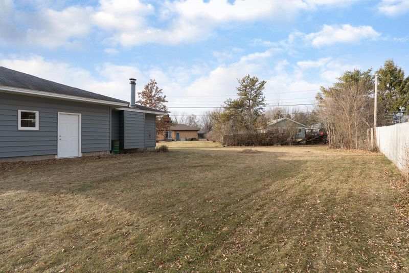 16521 Fernando Way W, Rosemount, MN 55068