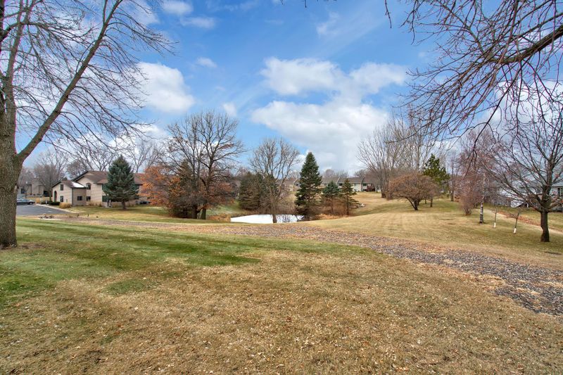2600 75th St E #112, Inver Grove Heights, MN 55076