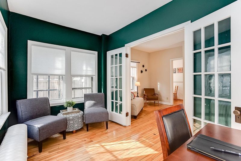 220 Marshall Ave #4, Saint Paul, MN 55102