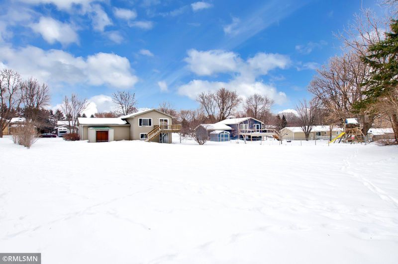 580 Independence Ave, Chaska, MN 55318