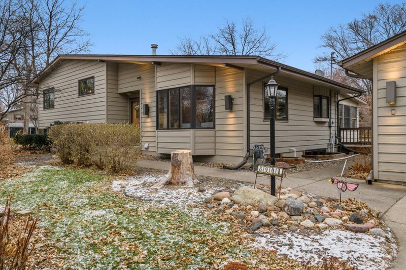 8901 47th Ave N, New Hope, MN 55428