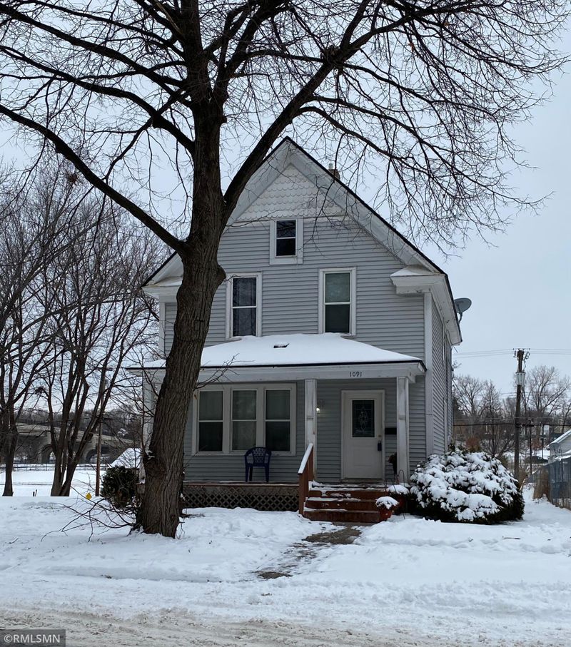 1091 Ross Ave, Saint Paul, MN 55106