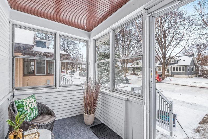 1410 Juliet Ave, Saint Paul, MN 55105