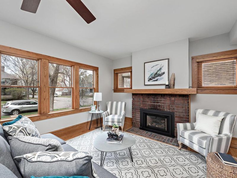 790 Laurel Ave, Saint Paul, MN 55104