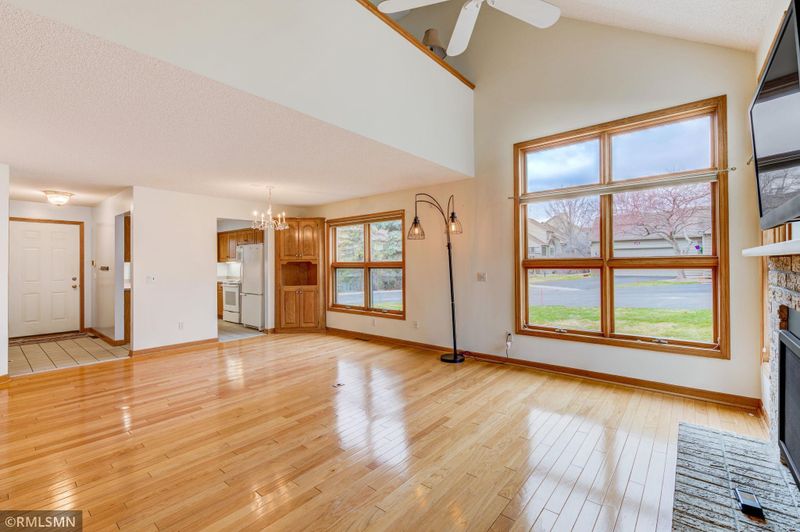 638 Sullivan Ln NE, Columbia Heights, MN 55421